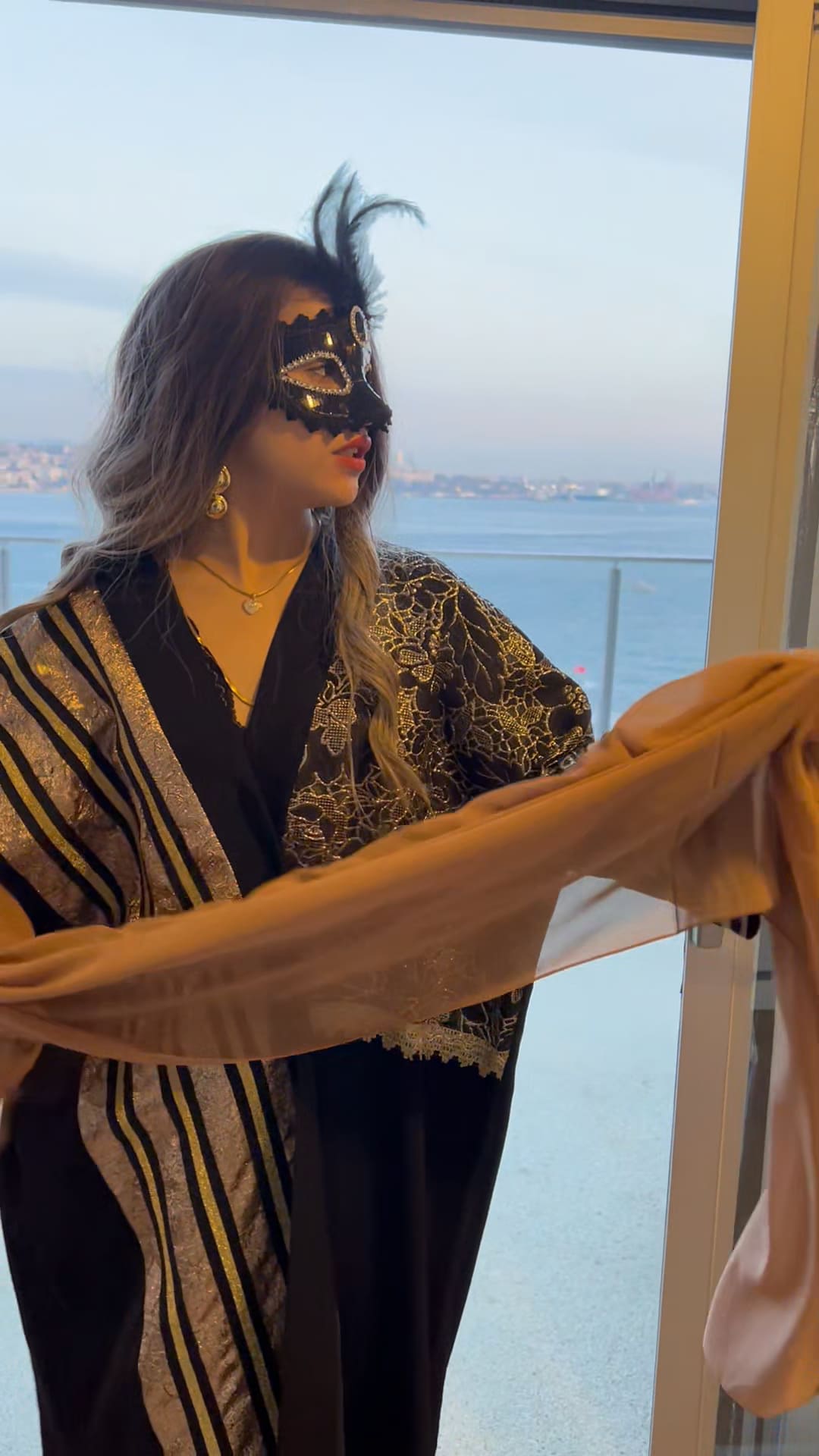 Arab Mistress in Istanbul discreet private sessions